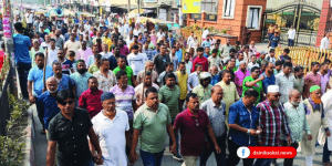 শেষ রক্ষায় পার্টি অফিস পাহারা দিচ্ছেন জাপা নেতাকর্মীরা