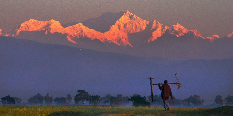 মনের প্রশান্তি মিলাতে ফের দেখা দিল কাঞ্চনজঙ্ঘা