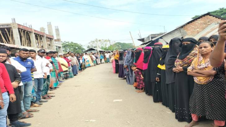 কলেজ ছাত্র কাশেম হত্যাকারীদের গ্রেপ্তার দাবীতে মানববন্ধন