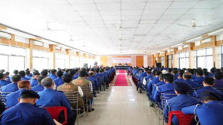 কুমিল্লায় ডিআইজি’র আগমন উপলক্ষে বিশেষ কল্যাণ সভা অনুষ্ঠিত