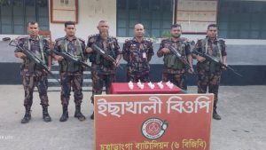 মেহেরপুরে বিজিবির অভিযানে দশ কেজি রুপা উদ্ধার 