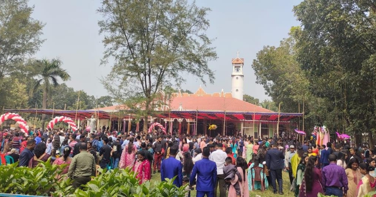 কালীগঞ্জে ধর্মীয় ভাব গাম্ভীর্য ও নানা আনুষ্ঠানিকতায় বড়দিন উদযাপন