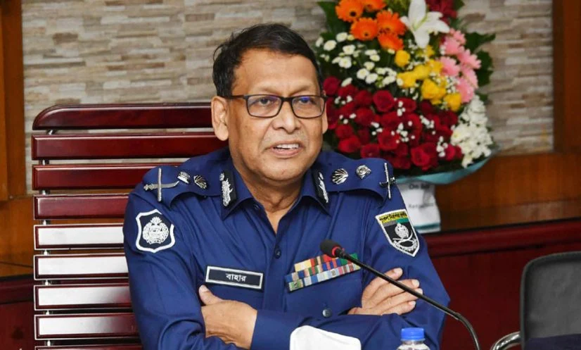 মামলায় নাম থাকলেই আর পাইকারিভাবে গ্রেপ্তার নয়: আইজিপি