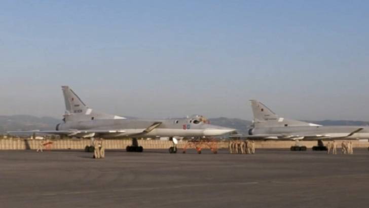 সিরিয়ায় রাশিয়ার ঘাঁটিতে হামলার পরিকল্পনা করেছে আমেরিকা ও ব্রিটেন