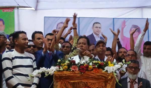 শেখ হাসিনা দেশ বিক্রি করেছিলেন ভারতের কাছে: এবিএম মোশারফ