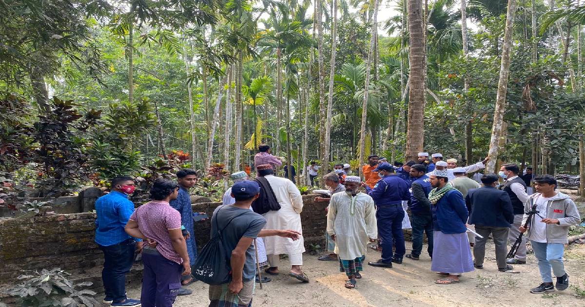 ছাত্র আন্দোলনে গুলিতে নিহত বিএনপি নেতার মরদেহ কবর থেকে উত্তোলন