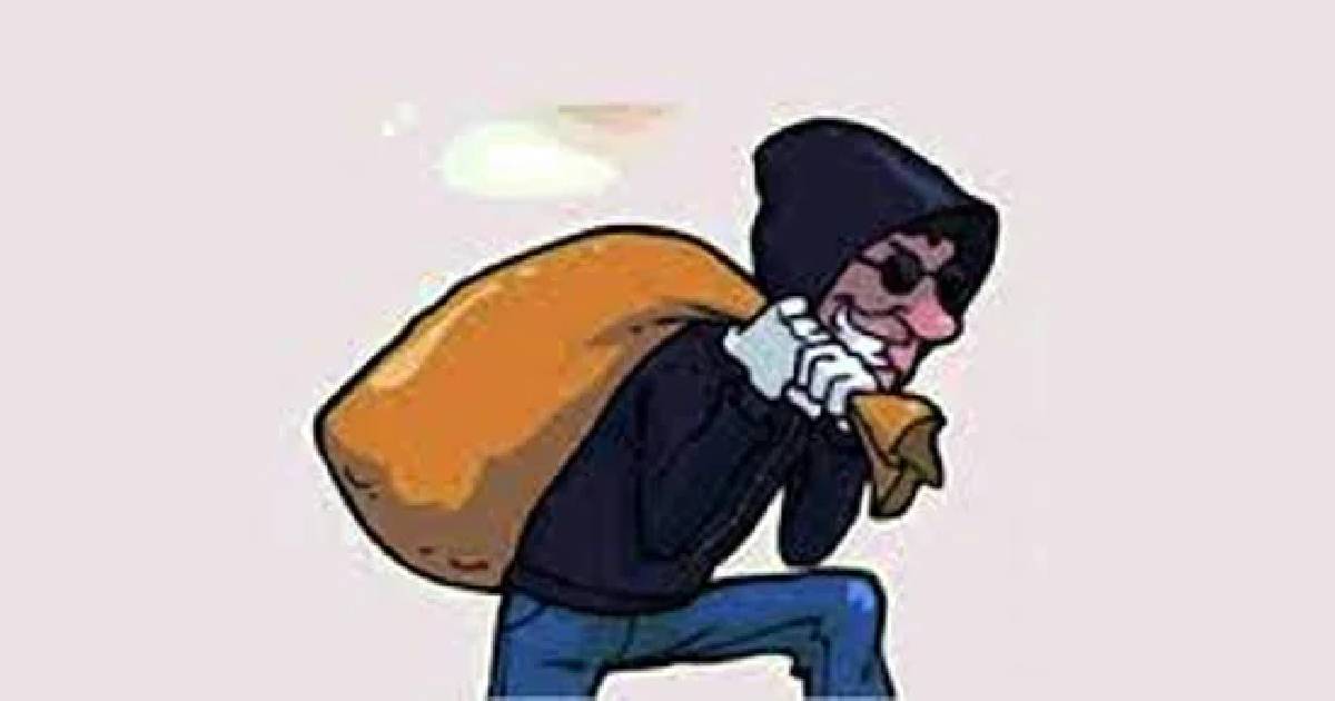 টঙ্গীবাড়ী দিঘিরপাড়ে চুরির আতঙ্কে ঘুম নেই কৃষকদের