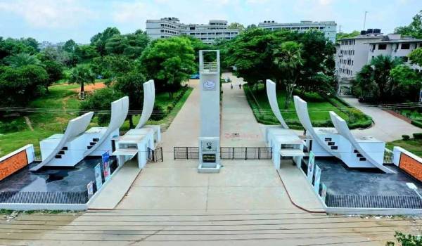 গুচ্ছ পদ্ধতি ও পৌষ্য কোটা বাতিলের দাবিতে কুবি প্রশাসনকে ২৪ ঘন্টার আল্টিমেটাম