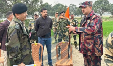 চরম উত্তেজনার মধ্যে উত্তপ্ত সীমান্ত,বিজিবির হুংকারে ভারতের কাঁটাতার বেড়া নির্মাণ বন্ধ