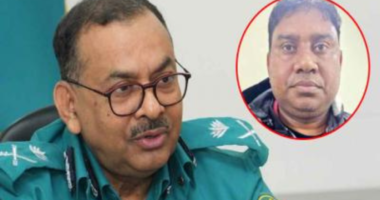 ধরা পড়েনি পালানো ওসি, 'সম্ভবত' ভারতে আত্মগোপনে: ডিএমপি কমিশনার