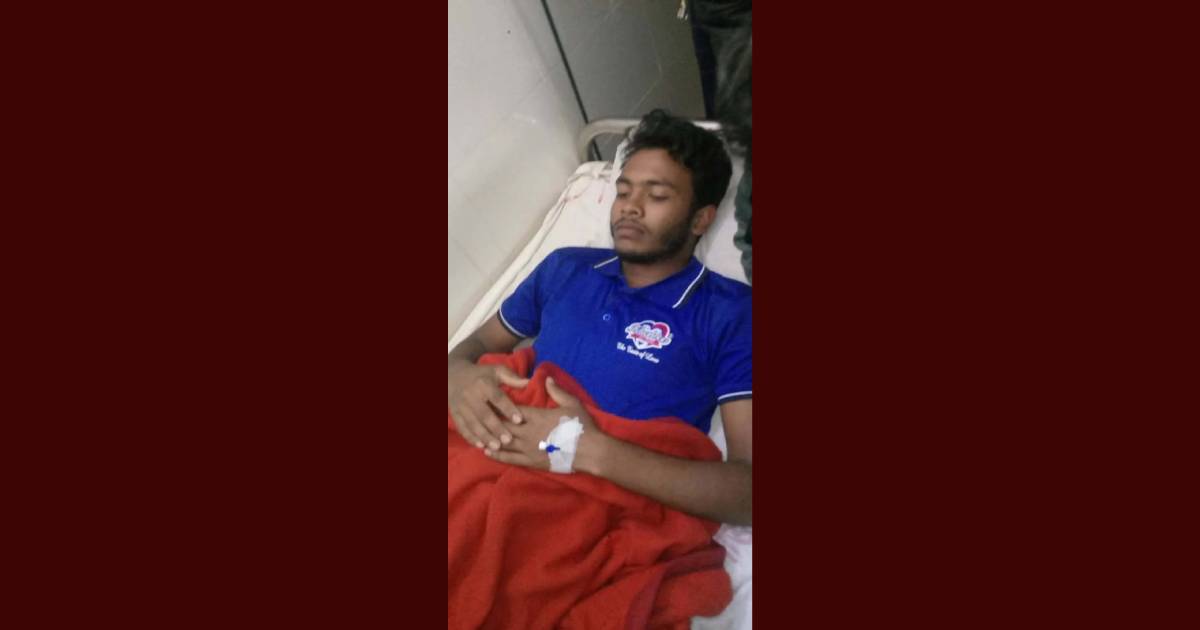 ফেসবুক স্ট্যাটার্স কে কেন্দ্র করে শিবির কর্মীকে কুপিয়ে জখম ছাত্রলীগের