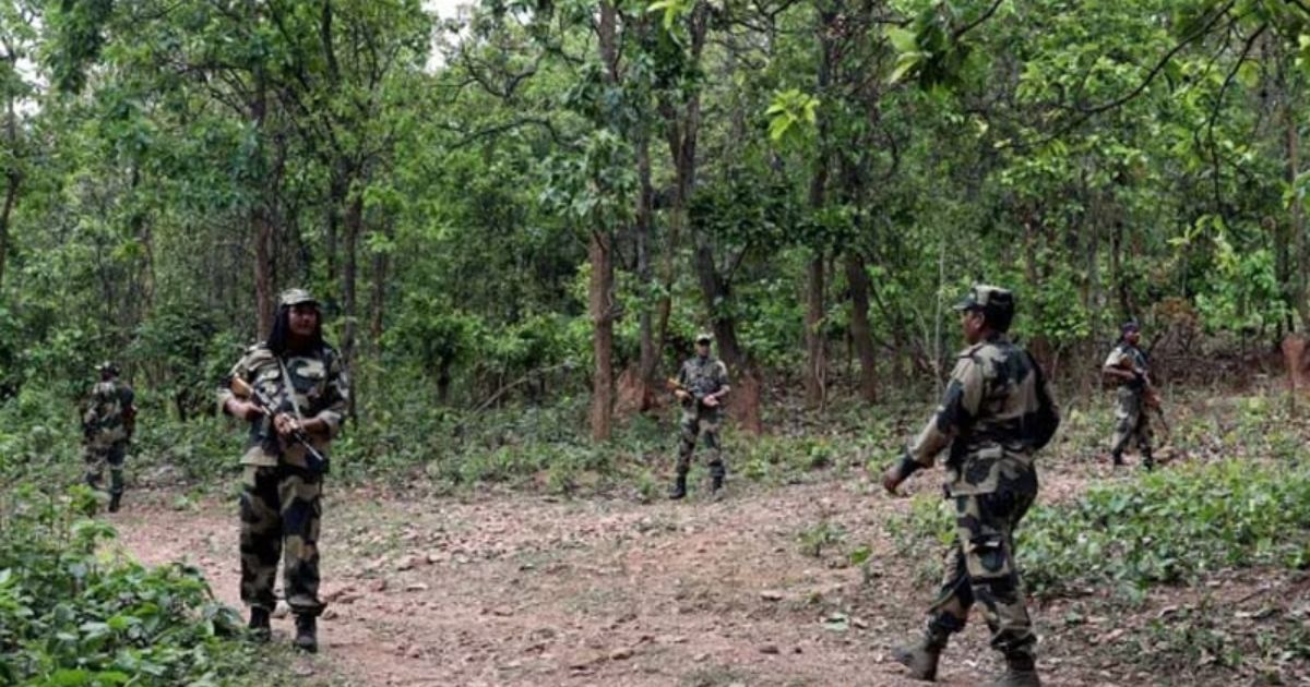 সাতসকালে বন্দুকযুদ্ধ, ভারতীয় দুই সেনাসহ নিহত ১৪