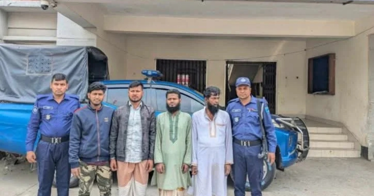 সিদ্ধিরগঞ্জে গ্রেপ্তার চার আওয়ামী লীগ ও যুবলীগ নেতা-কর্মী