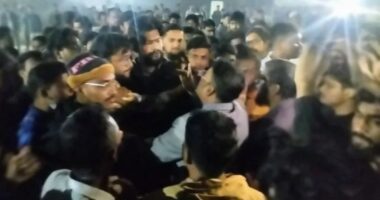 ইবিতে আইন শিক্ষার্থীদের আইন ভঙ্গ, রূপ নেয় মারামারিতে