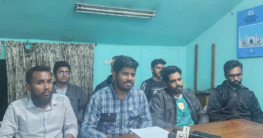 সুষ্ঠু বিচারের দাবিতে ইবি আইন বিভাগের শিক্ষার্থীদের সংবাদ সম্মেলন