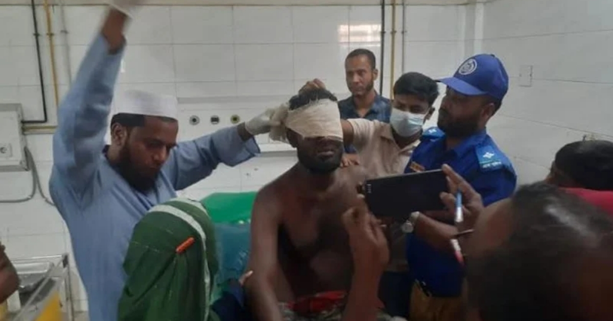 চুরির অপবাদে দুই চোখ তুলে ফেলল গ্রামবাসী, স্ত্রীর অভিযোগ পরিকল্পিত হত্যাচেষ্টা