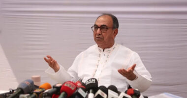 আমি কিন্তু বুঝিনি কাকে দ্বিতীয় স্বাধীনতা বলে, নতুন দল এসেছে আপনারা সাবধান