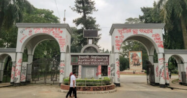 শেখ পরিবারের নামে থাকা ইবির সকল স্থাপনার নাম পরিবর্তন