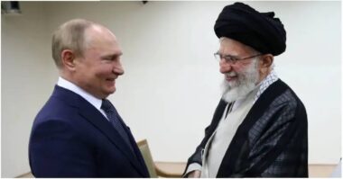 বিশ্ব নেতাদের মধ্যে প্রথম, পুতিনের ইরানকে সহায়তার প্রস্তাব