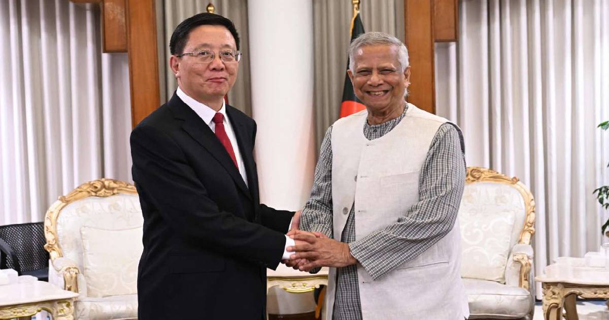 বাংলাদেশ-চীন সম্পর্ক আরও গভীর করার প্রতিশ্রুতি প্রধান উপদেষ্টার
