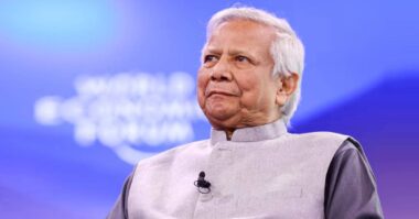 নির্বাচন সুষ্ঠু ও শান্তিপূর্ণ করতে পুলিশ সদস্যদের গুরুত্বপূর্ণ ভূমিকা পালন করতে হবে: ড. ইউনূস