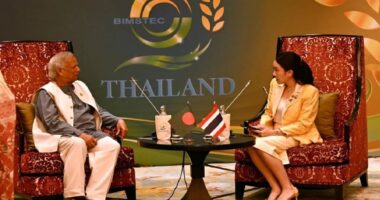 ব্যাংককে থাই প্রধানমন্ত্রীর সঙ্গে প্রধান উপদেষ্টার বৈঠক