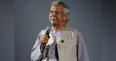 দেশকে বদলাতে পরিচালনা পদ্ধতি পাল্টাতে হবে:  প্রধান উপদেষ্টা