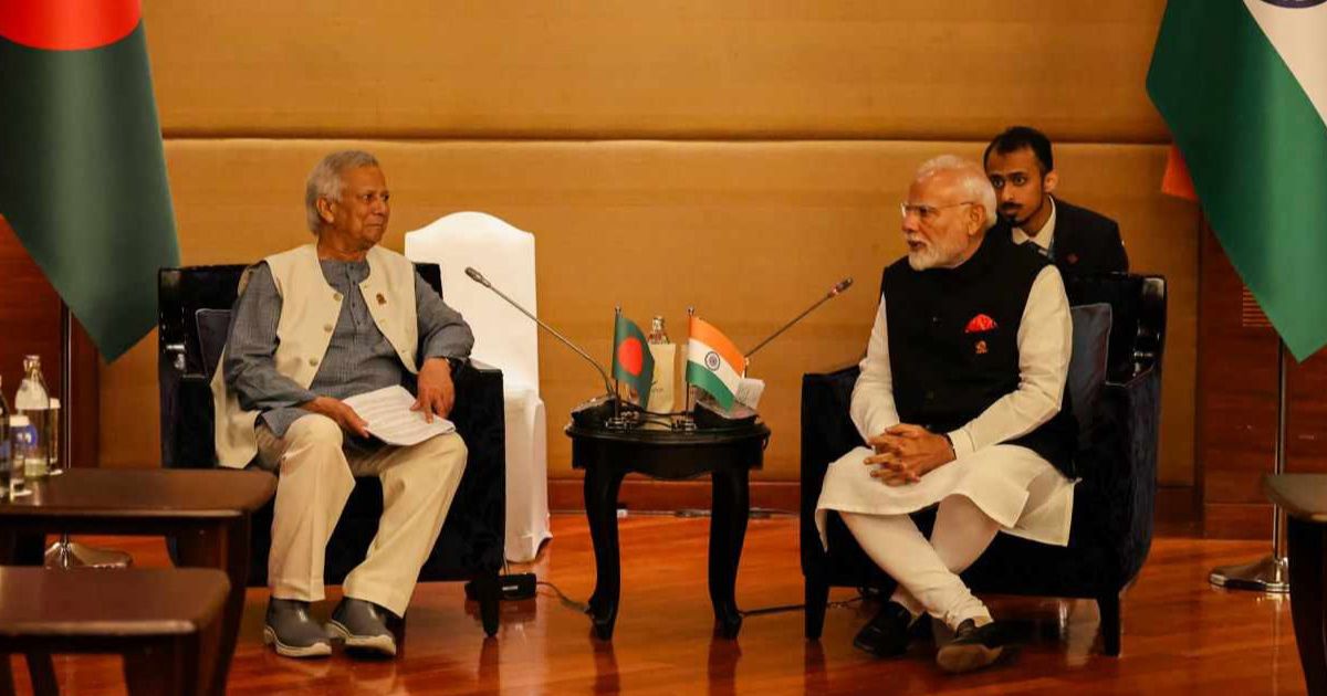 ব্যাংককে ড. ইউনূস-নরেন্দ্র মোদি বৈঠক