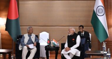 আমরা আপনার প্রতি হাসিনার অসম্মানজনক আচরণ দেখেছি : ড. ইউনূসকে মোদি