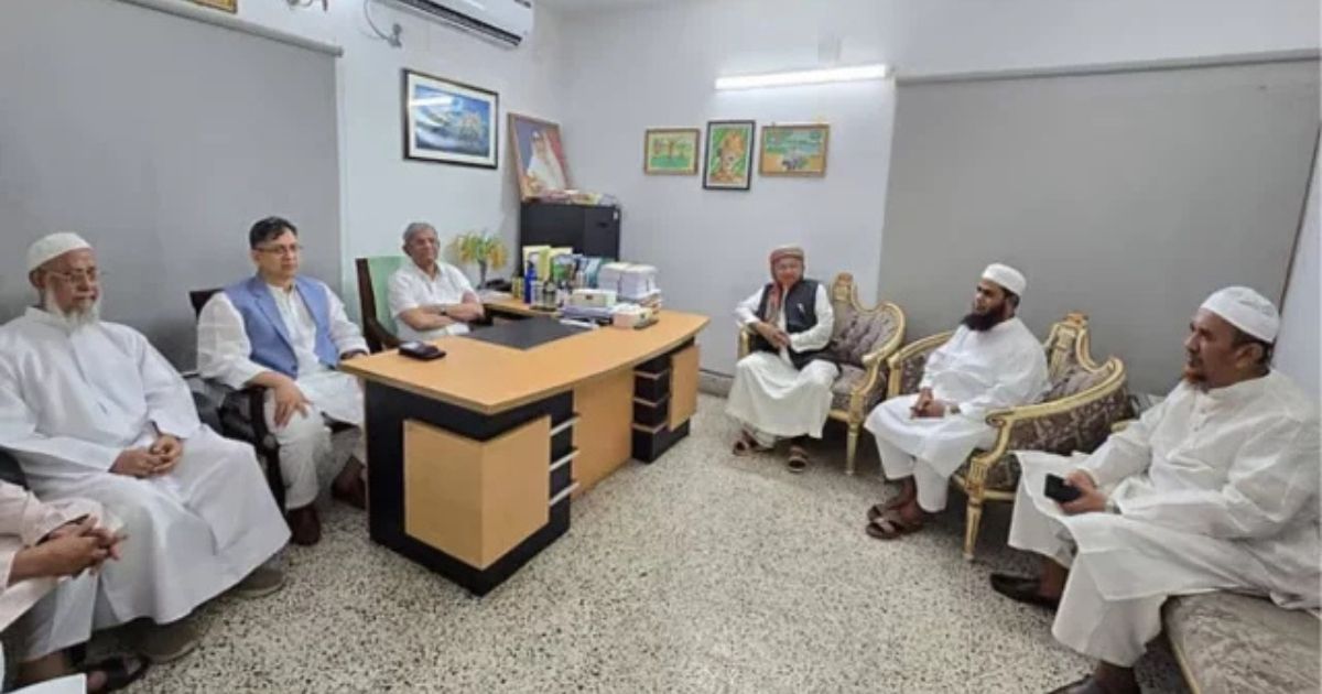 ডিসেম্বরের মধ্যে নির্বাচনের বিষয়ে বিএনপির সঙ্গে একমত হেফাজত