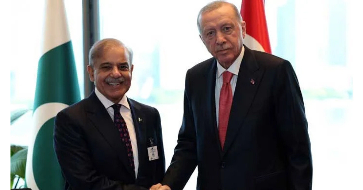 তুরস্ক ও চীনের সামরিক সহায়তায় শক্তিশালী হচ্ছে পাকিস্তান,পাঠানো হলো ৭টি অস্ত্রবাহী বিমান!