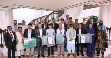 হজযাত্রীদের জন্য ‘লাব্বায়েক’ অ্যাপ উদ্বোধন করলেন প্রধান উপদেষ্টা