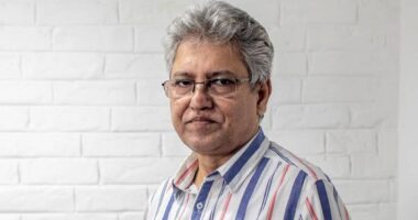 ড. ইউনূস বিদায় নিতে পারবেন না, বিদায় দেওয়া হবে : মাসুদ কামাল