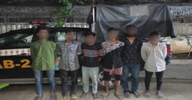 মোহাম্মদপুর ও হাজারীবাগে যৌথ অভিযান, ইয়াবা-গাঁজাসহ আটক ১২