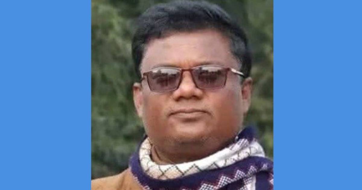 ‘নুন আনতে পান্তা ফুরাতো’ সেই আ.লীগ নেতা এখন কোটিপতি