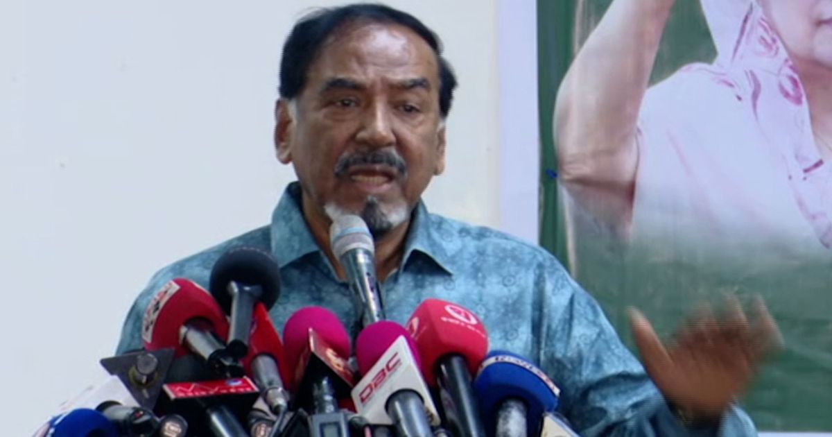 অন্তর্বর্তী সরকার গণতন্ত্রকে বিকশিত হওয়ার সুযোগ দেবে না,তারা নির্বাচন চায় না : মেজর (অব.) হাফিজ