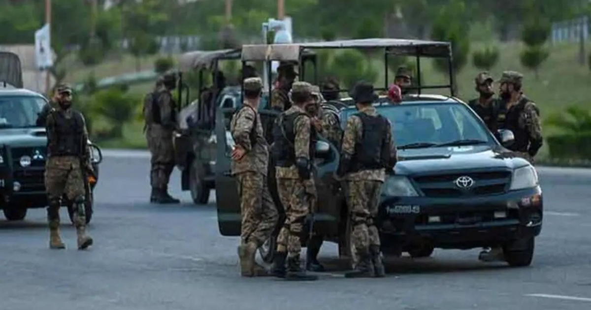 পাকিস্তানে সেনাবাহিনীর সঙ্গে ভারতপন্থিদের তীব্র সংঘর্ষ, নিহত ১২