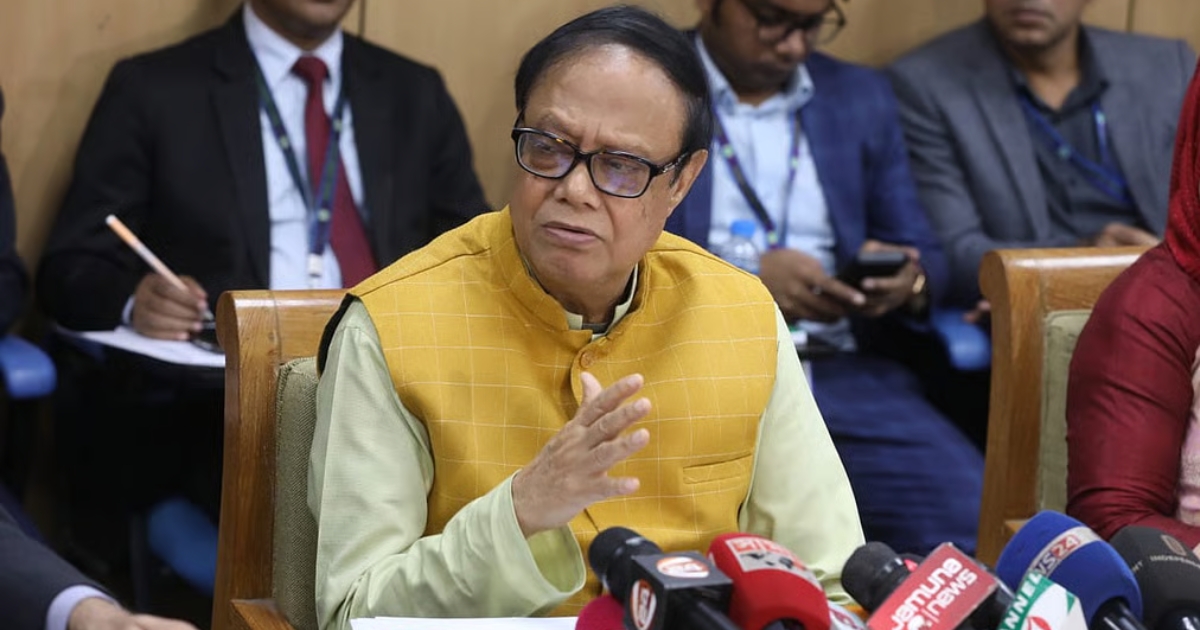 অন্তর্বর্তী সরকারের পক্ষে পুরোপুরি অর্থনৈতিক পুনরুদ্ধার করা সম্ভব নয় : গভর্নর