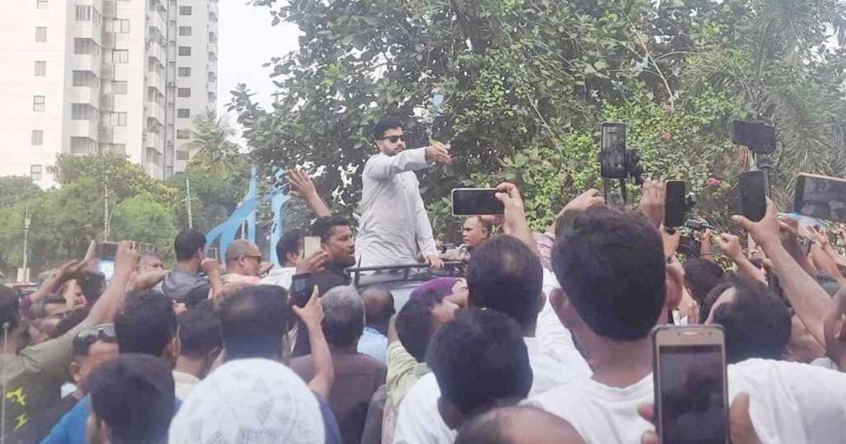 ৪৮ ঘণ্টার জন্য আন্দোলন স্থগিতের ঘোষণা ইশরাকের