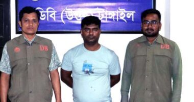 টাঙ্গাইলে ৭৮ লাখ টাকা ডাকাতির ঘটনায় মুল হোতা পিস্তলসহ গ্রেপ্তার