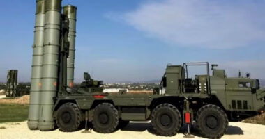 ভারতের আকাশ প্রতিরক্ষা ব্যবস্থা এস-৪০০ ধ্বংসের দাবি পাকিস্তানের