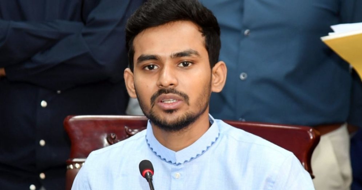 পরিবারের নিরাপত্তা নিশ্চিতের উদ্দেশ্যে লাইসেন্সড অস্ত্র রাখা : আসিফ মাহমুদ