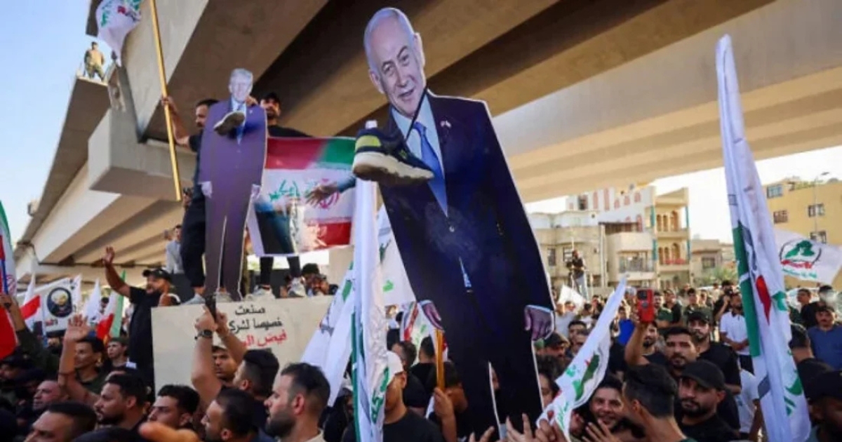 প্রতিবেশী দেশ ইরাকের রাস্তায় ইরানের সমর্থনে বিক্ষোভ মিছিল