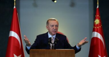 ‘ইরান-ইসরায়েল সংঘাত নিয়ন্ত্রণের বাইরে চলে যাচ্ছে’