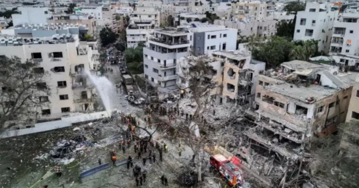 পুরো বিশ্বের সামনে ইসরায়েলকে নত করবে ইরানের বাহিনী’