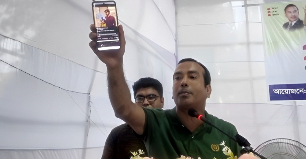 ‘ছাত্রলীগ পুনর্বাসনে কাজ করছে শিবির ও গণতান্ত্রিক ছাত্র সংসদ’