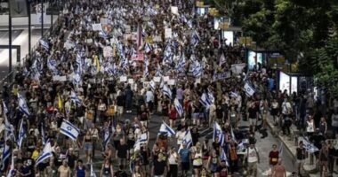 গাজার যুদ্ধ থামানোর জন্য কাঁদছে হাজারো ইসরায়েলি,আর যুদ্ধ নয়, এবার শান্তি চাই