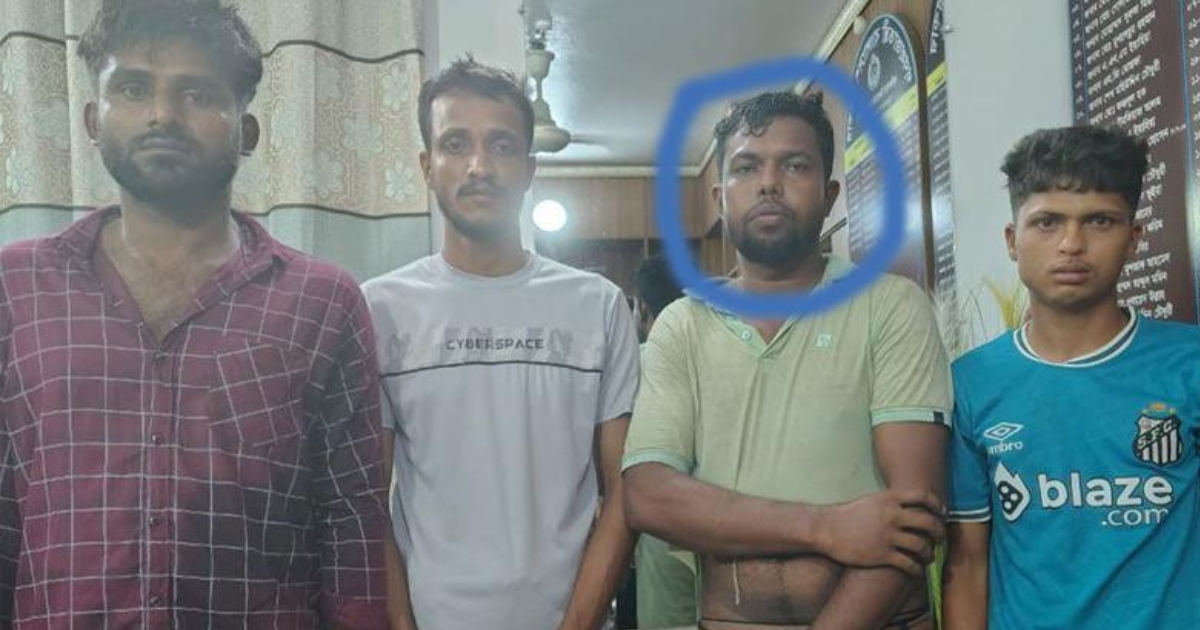 মুরাদনগরে ওই নারীর বিবস্ত্র ভিডিও ধারণ করেন ছাত্রলীগ নেতা