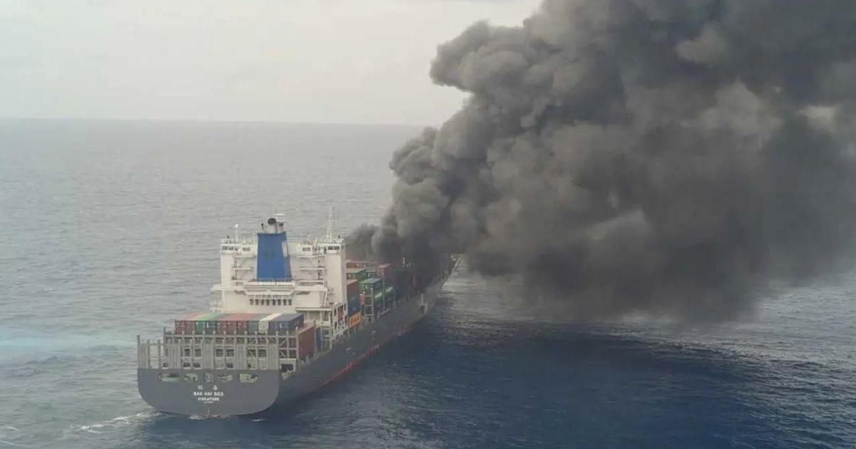 ভারতে শ্রীলঙ্কা থেকে আসা জাহাজে বিস্ফোরণ