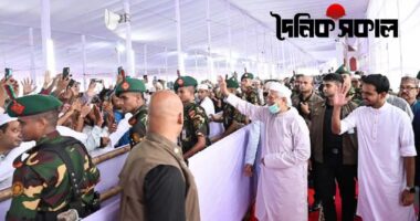 ‘স্যার আপনি পাঁচ বছর, দালালদের কথা শুনবেন না’